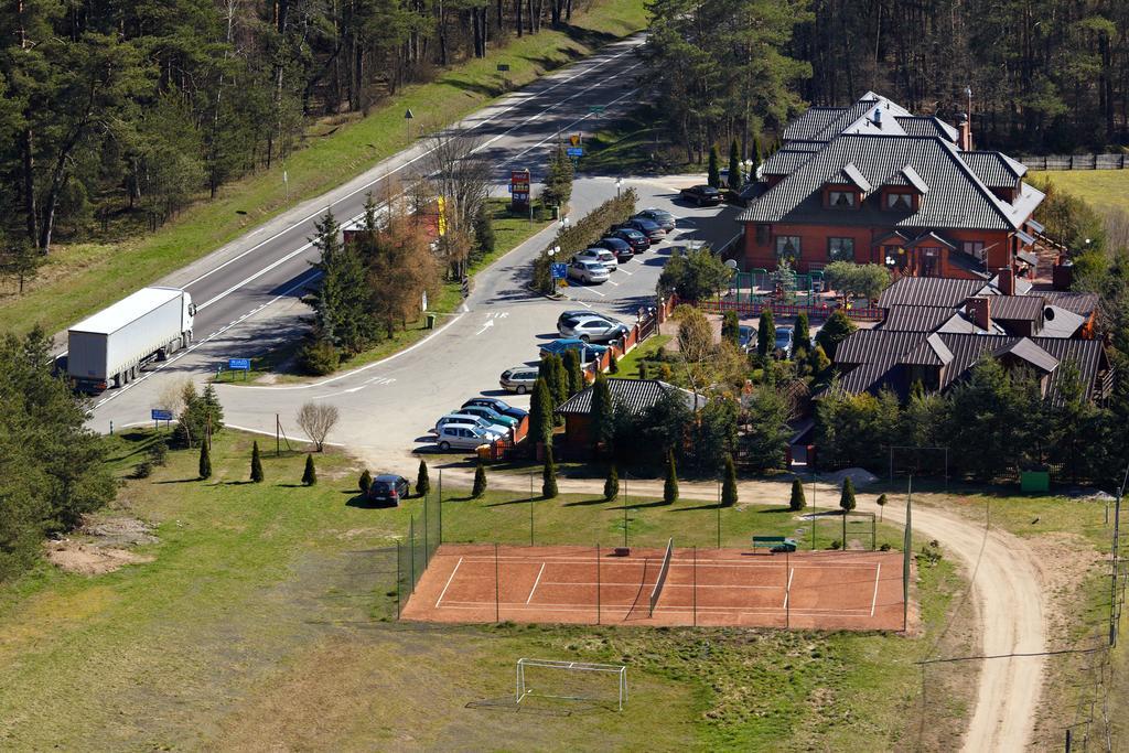 Abro Hotel Augustów Eksteriør billede